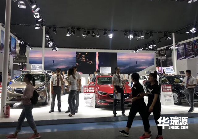 汽车展会第一天,理性消费买车卖车如何更划算