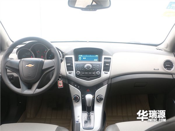 2011款雪佛兰科鲁兹,线条流畅有力量感
