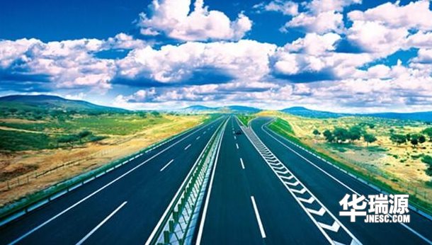 高速上开车“五大忌讳”,请花一分钟看一下,牢记在心