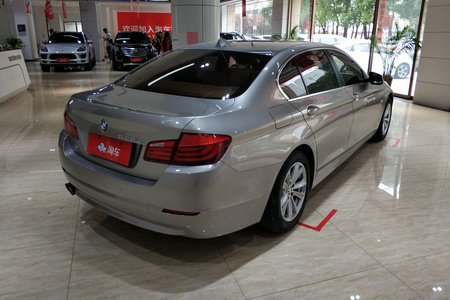 上饶二手宝马5系 2013款 525Li 2.0T 手自一体 豪华型