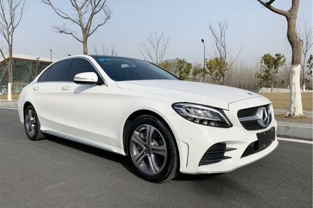阿坝二手奔驰C级 2019款 C 260 L 运动轿车