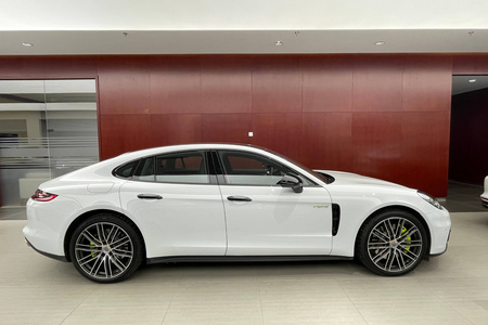北京二手保时捷Panamera 插电混动 2018款 Panamera 4 E二手Hybrid