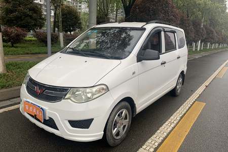 岳阳二手五菱宏光S 2016款 1.5L 手动 新舒适版