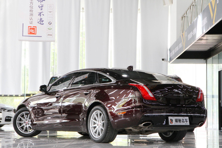 中卫二手捷豹XJ 2018款 XJL 3.0SC 手自一体 两驱 典雅商务版