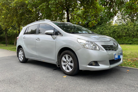 玉林二手丰田逸致 2014款 1.8L CVT  180E 精英版 5座